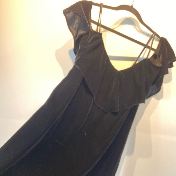 Anthropologie Velvet Midi Dress Size Large Cold Shoulder Women's Color Black - Picture 9 of 15